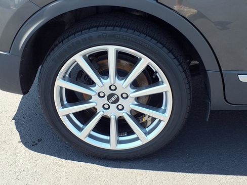 Used 2019 Lincoln MKC Reserve w/ MKC Climate Package FWD image 29