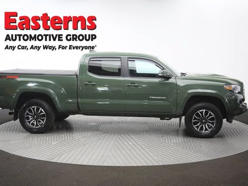 Used 2022 Toyota Tacoma TRD Sport AWD/4WD image 44