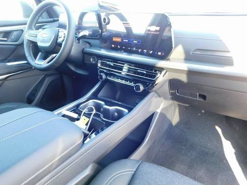 New 2026 Chevrolet Traverse LT w/ LPO, Floor Liner Package image 18