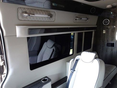 Used 2023 Mercedes-Benz Sprinter 3500 image 27