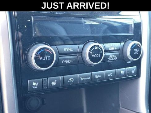 Used 2022 Subaru Ascent Touring w/ Popular Package #2A AWD/4WD image 22