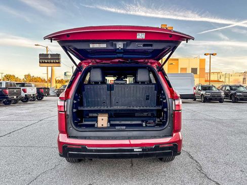 Used 2025 Toyota Sequoia Platinum image 16