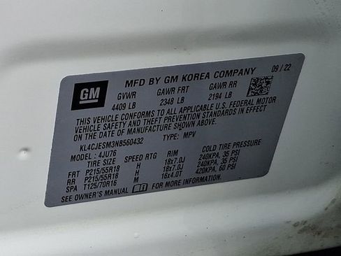 Used 2022 Buick Encore Preferred w/ Safety Package image 31