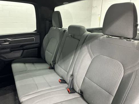 Used 2022 RAM 1500 Big Horn AWD/4WD image 14