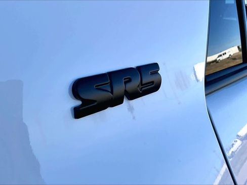 Used 2024 Toyota 4Runner SR5 Premium image 9