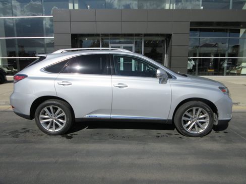Used 2015 Lexus RX 450h AWD image 11