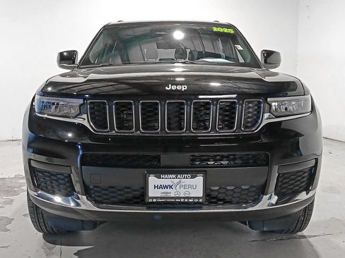 Used 2025 Jeep Grand Cherokee L Laredo AWD/4WD image 3