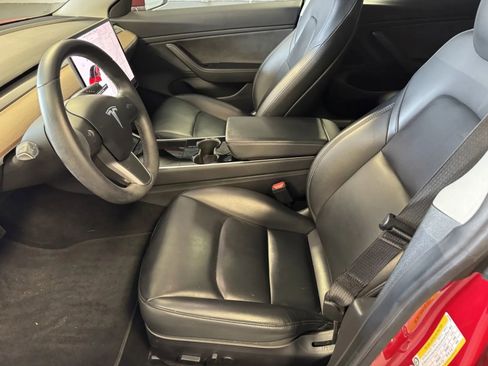 Used 2020 Tesla Model 3 Performance image 11