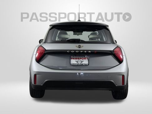 Certified 2025 MINI Cooper S image 8