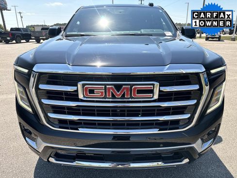 Used 2025 GMC Yukon Elevation w/ LPO, Floor Liner Package AWD/4WD image 9
