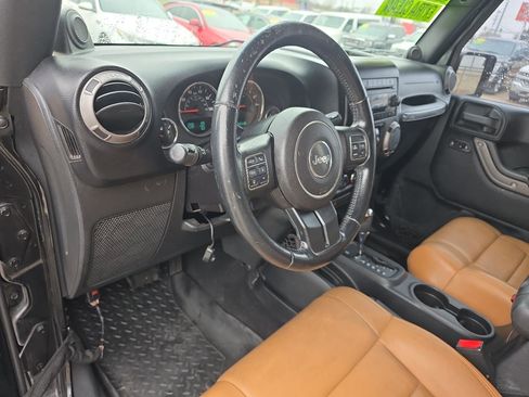 Used 2011 Jeep Wrangler Unlimited Sport image 10