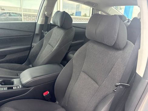 Used 2024 Honda Accord EX image 11