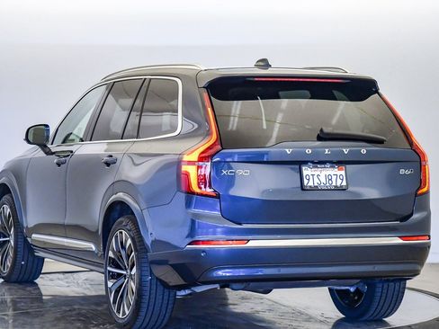 Certified 2025 Volvo XC90 B6 Plus w/ Protection Package Premier image 2