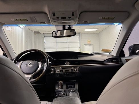 Used 2013 Lexus ES 350 350 image 20