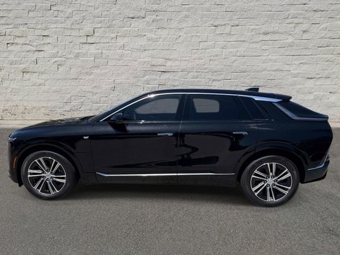 New 2026 Cadillac Lyriq Luxury w/ LPO, Floor Liner Package RWD image 8