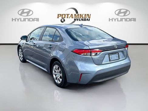 Used 2024 Toyota Corolla LE FWD image 7