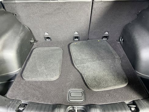 Used 2022 Jeep Compass Limited image 24