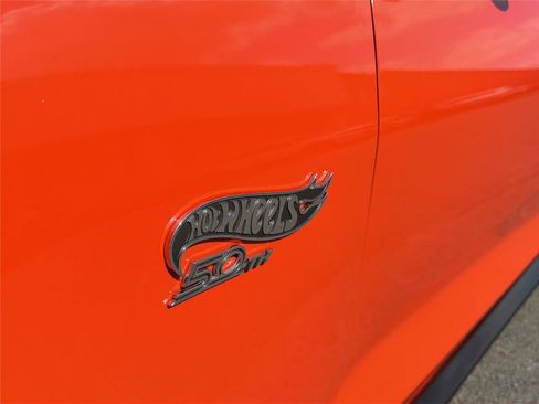 Used 2018 Chevrolet Camaro SS w/ Hot Wheels Edition RWD image 13