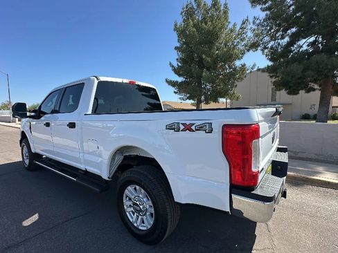 Used 2018 Ford F250 XLT w/ XLT Value Package image 2