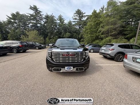 Used 2022 GMC Sierra 1500 Denali AWD/4WD image 1