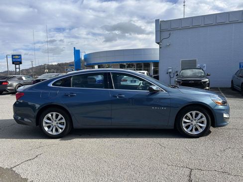 Used 2024 Chevrolet Malibu LT image 2