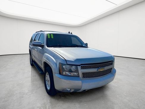 Used 2011 Chevrolet Tahoe LT w/ Luxury Package AWD/4WD image 37