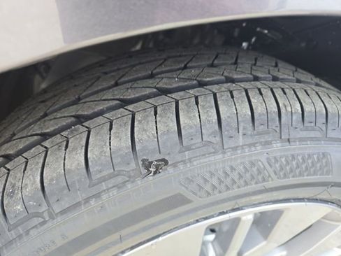 New 2026 Honda Odyssey Touring image 28