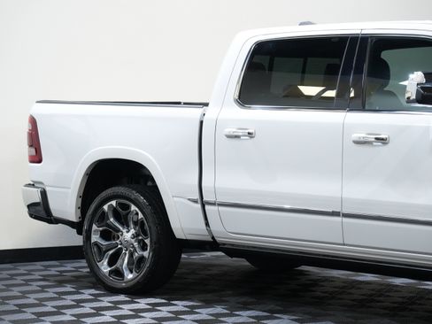 Used 2019 RAM 1500 Limited AWD/4WD image 14
