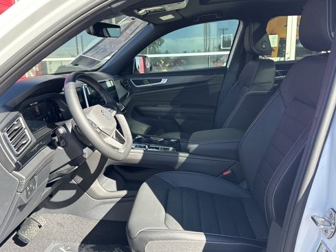 New 2026 Volkswagen Atlas Cross Sport SEL image 10