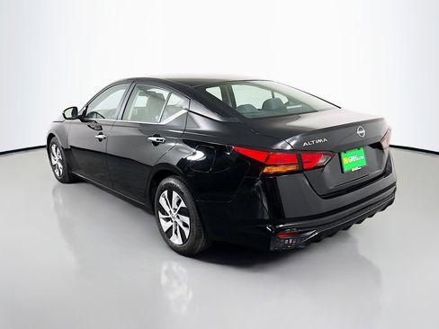 Used 2023 Nissan Altima 2.5 S image 7