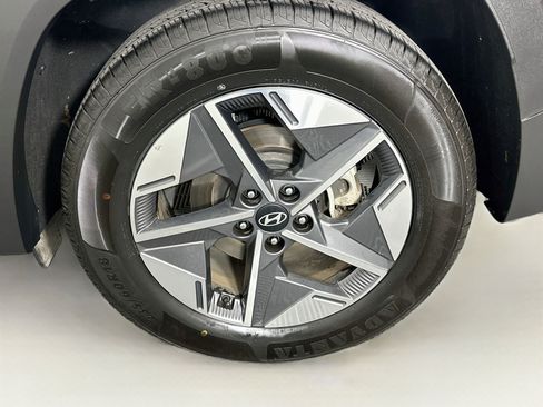 Used 2025 Hyundai Tucson SEL FWD image 11