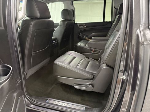 Used 2017 GMC Yukon XL Denali w/ Open Road Package AWD/4WD image 27