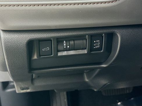 Used 2025 Subaru Forester Sport image 15
