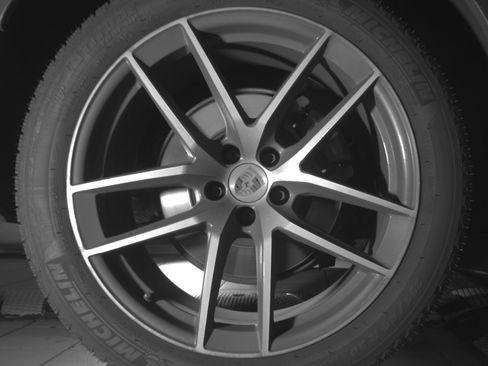 Used 2024 Porsche Macan AWD/4WD image 15