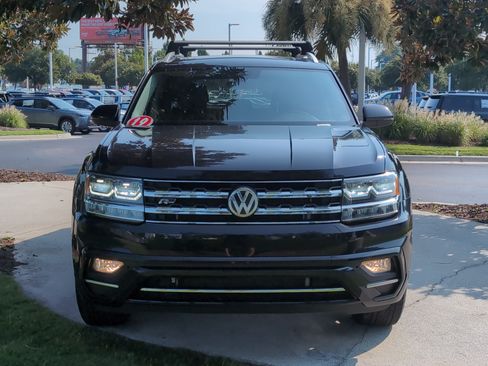 Used 2019 Volkswagen Atlas SE w/ Panoramic Sunroof Package FWD image 3