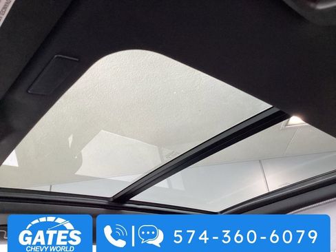 New 2025 Chevrolet Suburban High Country image 7