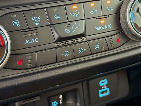 Used 2022 Ford Maverick Lariat w/ Lariat Luxury Package AWD/4WD image 22