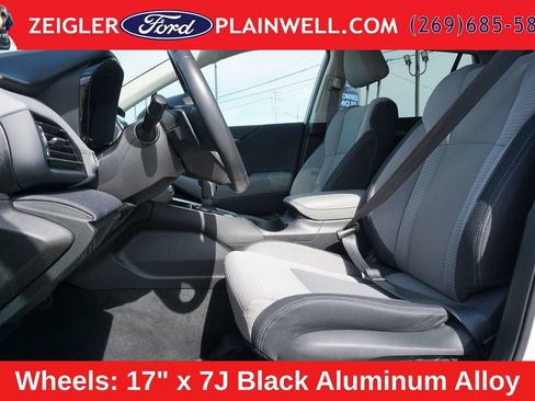 Used 2023 Subaru Outback Premium AWD/4WD image 17