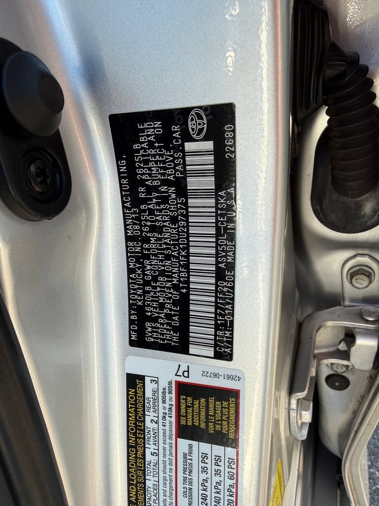 Used 2013 Toyota Camry SE FWD image 17