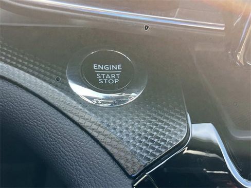 Used 2023 Ford Explorer ST-Line w/ Class IV Trailer Tow Package image 36