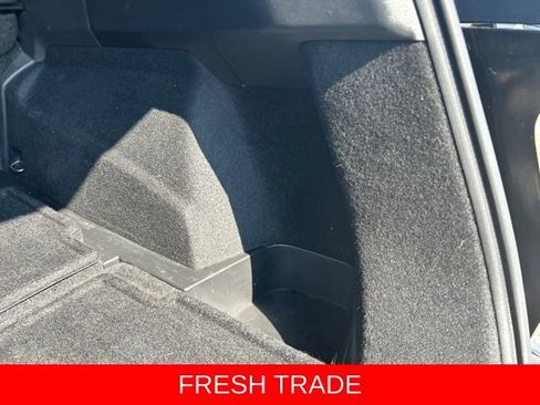 Used 2022 Nissan Rogue SL FWD image 11