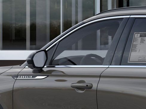 New 2025 Lincoln Corsair Reserve w/ Rear Removable Package Tray image 20