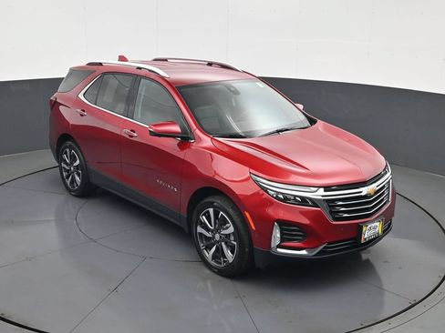 Used 2024 Chevrolet Equinox Premier AWD/4WD image 24