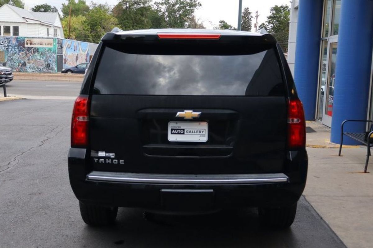 Used 2016 Chevrolet Tahoe LTZ AWD/4WD image 4