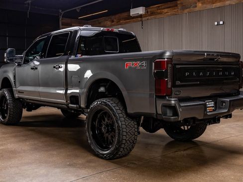 Used 2026 Ford F250 Platinum w/ Platinum Plus Package AWD/4WD image 7