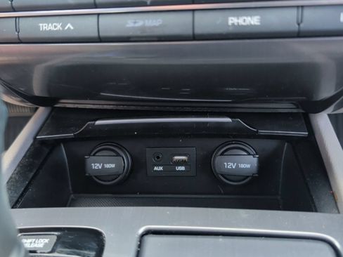 Used 2015 Hyundai Genesis 3.8 RWD image 34