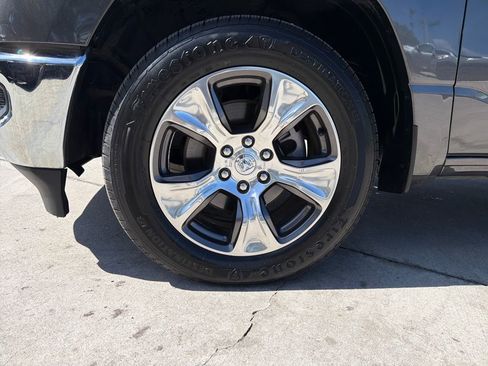 Used 2024 RAM 1500 Laramie image 13