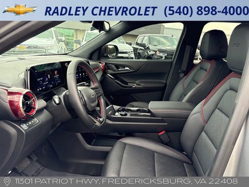 Certified 2026 Chevrolet Equinox RS AWD/4WD image 3