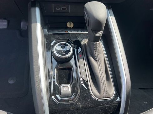 New 2025 Chevrolet Colorado Trail Boss w/ Midnight Edition image 26