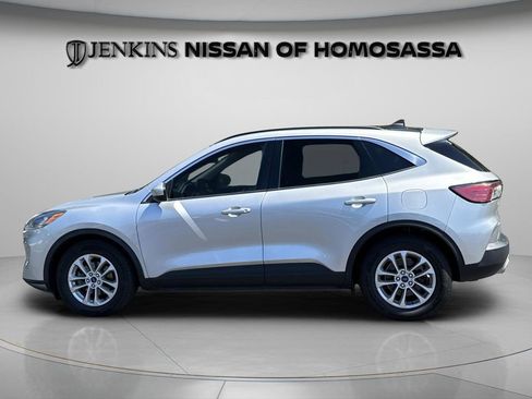 Used 2020 Ford Escape SE FWD image 10